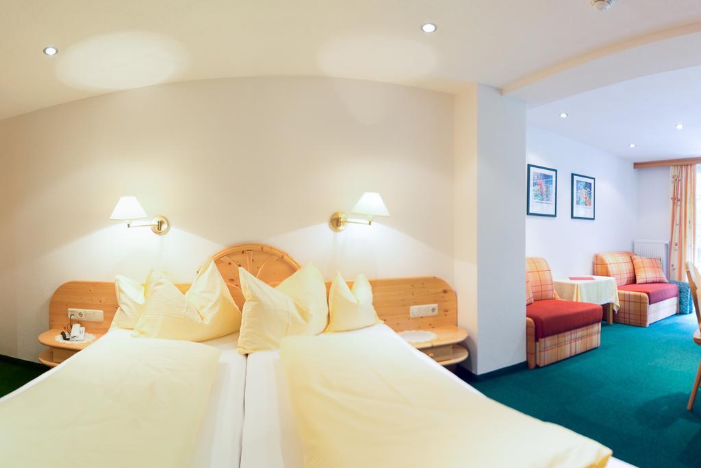 Hotel Garni Gruenmoos سانكت جاكوب ان ديفر الغرفة الصورة