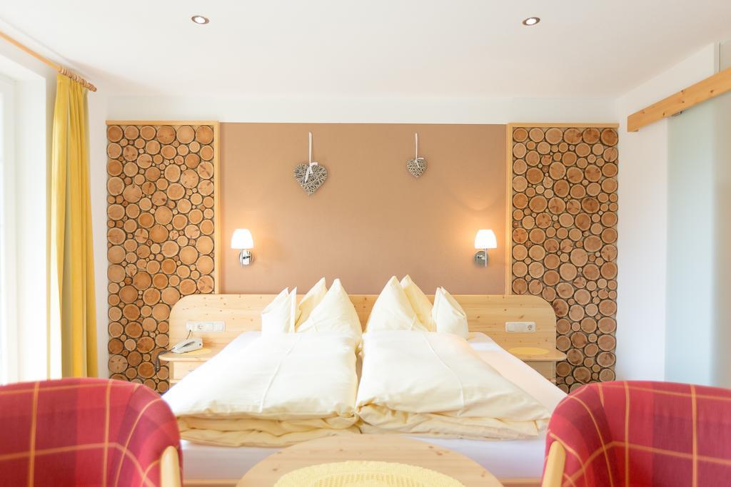 Hotel Garni Gruenmoos سانكت جاكوب ان ديفر الغرفة الصورة